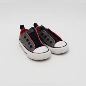 Converse Chuck Taylor All Star Slip OX Fashion Sneaker. Thunder/Casino/Black